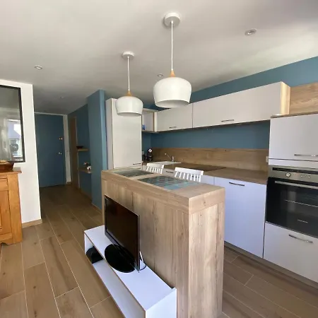 Apartment 30 M2 Hyper Centre, Neuf, Parking Gratuit, 3 Etoiles